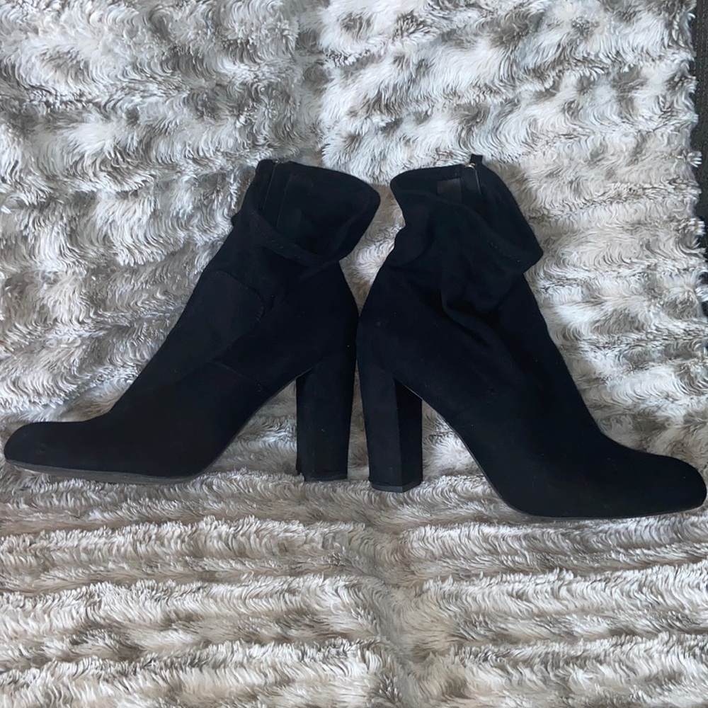 Black Size 10 Shoe